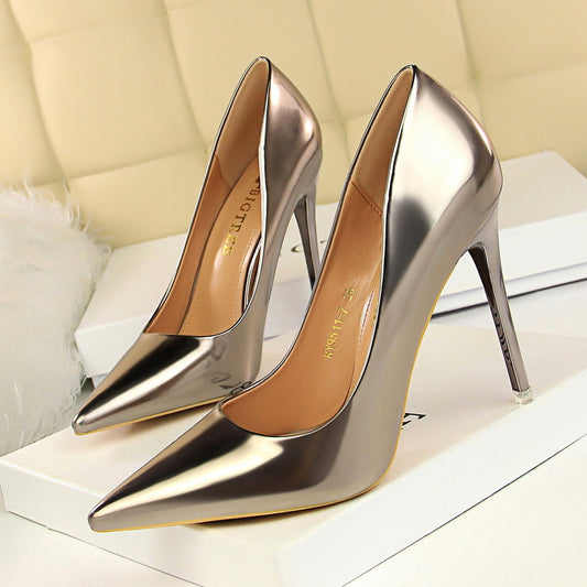 Zapatos de Tacón Alto con Punta Fina y Tacón Metálico – Estilo Sexy y Elegante para Noche